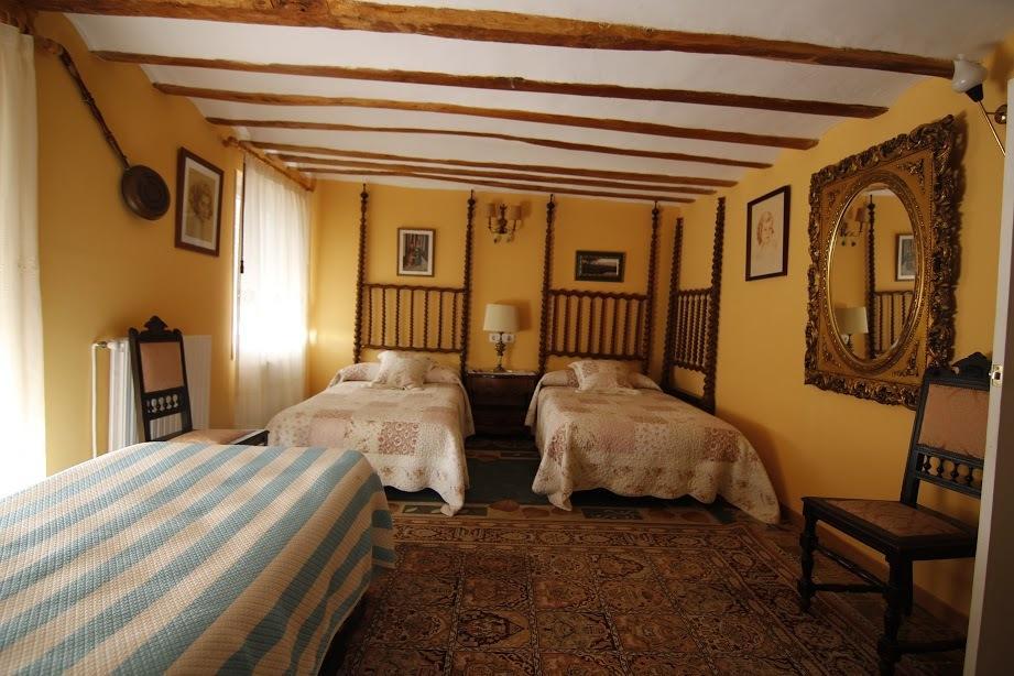 Hotel Casa Victoria Cirueña Pokoj fotografie